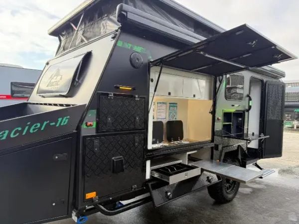 2025 Arctic Campers Arctic Glacier 16 Double Bunk Caravan image