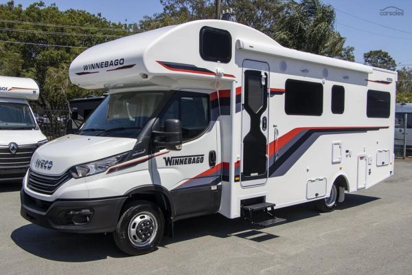 2024 Winnebago Kirra Iveco 4 Berth image
