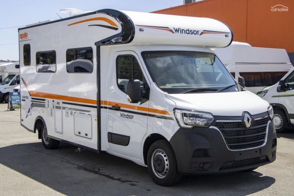 2024 Windsor Daintree Renault 2 Berth image