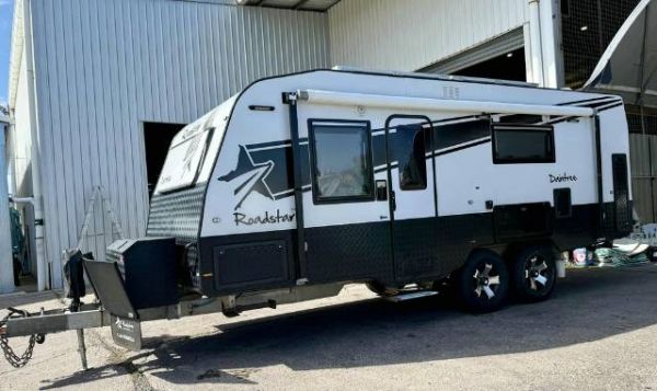 2017 Roadstar Daintree Off Road Caravan 21' OFF ROAD image