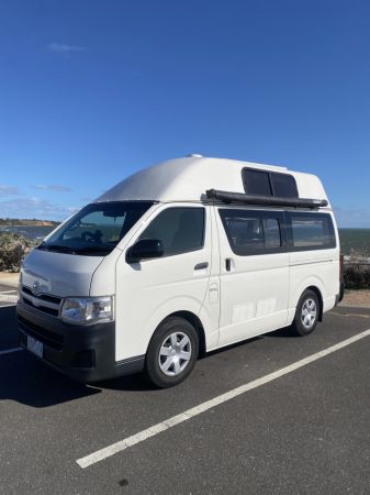 2012 Toyota Hi-Ace Campervan image