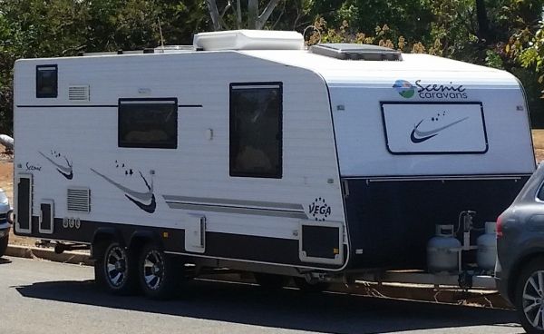 2014 SCENIC Vega Caravan image