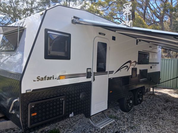 2019 Safari Caravans Delta 226 Limited Slide Out Caravan image