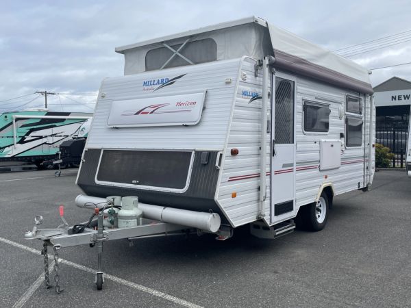 2004 Millard Caravans Horizon Caravan image