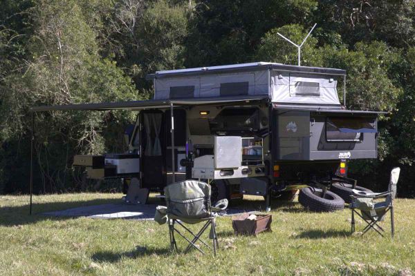 2025 Jawa Lowdown 13 Cupboard Hybrid Pop Top image