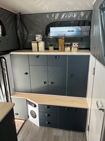 2025 Jawa Lowdown 13 Cupboard Hybrid Pop Top image