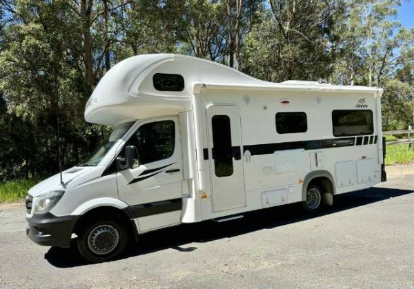 2017 Jayco Traveller Motorhome MERCEDES-BENZ image