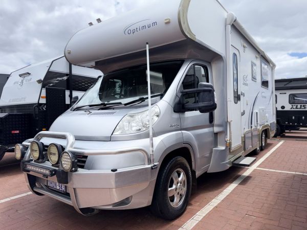 2011 Jayco OPTIMUM Camper Trailer image