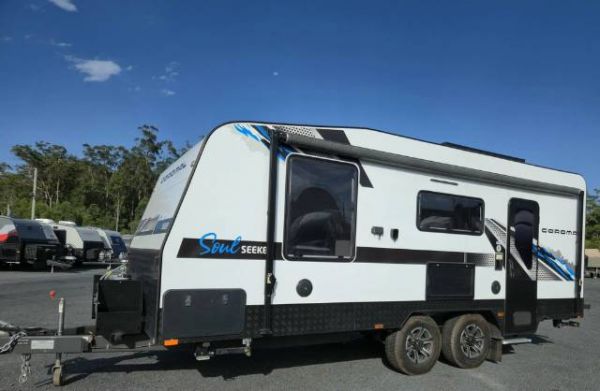 2022 Coromal Soulseeker Caravan ISLAND BED image