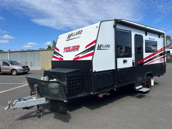 2021 Millard Toura Caravan image
