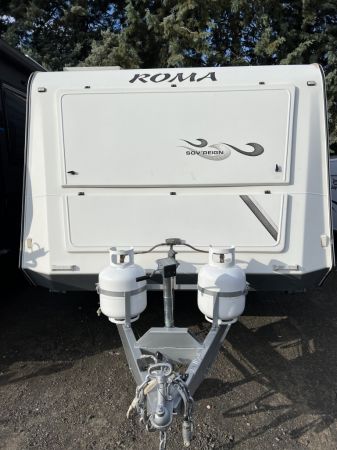 2012 Roma SOVREIGN Caravan image