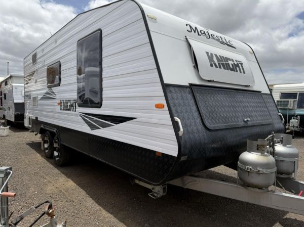 2015 Majestic Knight Semi Off Road Caravan image