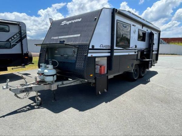 2022 Supreme Classic Caravan 19'6 FULL ENSUITE image