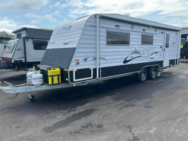 2013 Newage Oz Classic 22 FOOT CARAVAN image