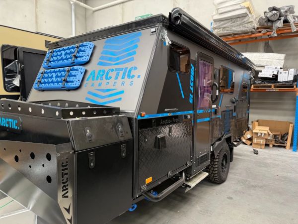 2025 Arctic Campers Frost 15 Caravan image