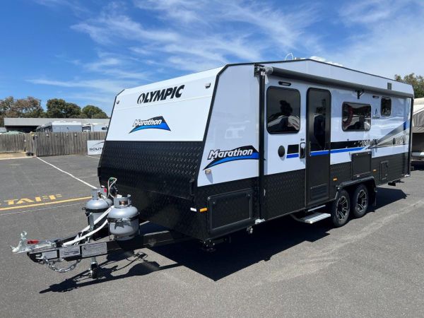 2025 Olympic Marathon 21' Family Van Caravan image