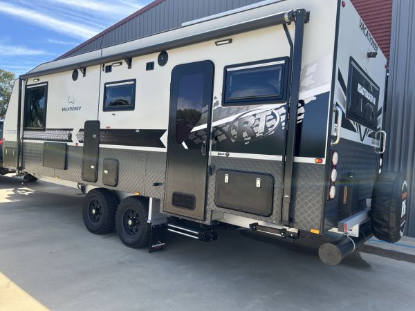 2021 Vacationer Road tracker HR Full Caravan image