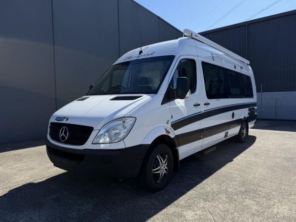 2011 MERCEDES-BENZ Sprinter 316 Regal GT Campervan image