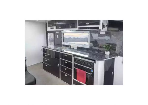 2023 Malibu Caravans California Caravan image