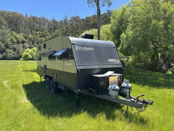 2024 Rembrandt Caravans Danae LX+ Family Full Caravan image