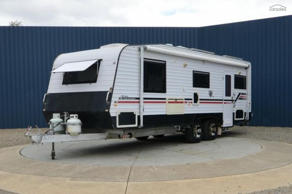 2014 JB Caravans Milano 23'6 Rear image
