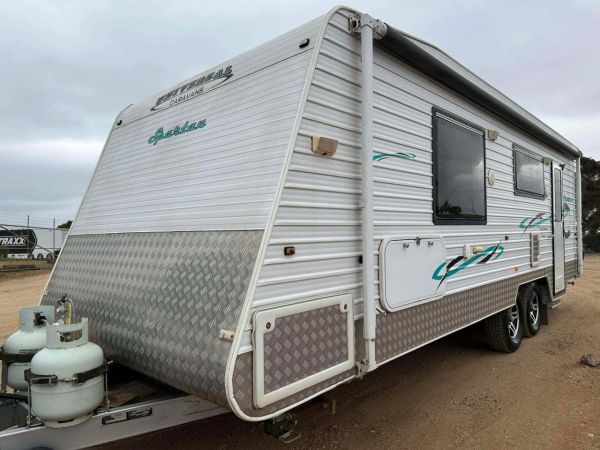2013 Universal Sparton Semi Off Road Caravan image