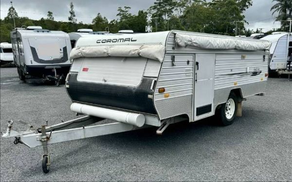 2009 Coromal F400 Camper Trailer FAMILY SERIES image