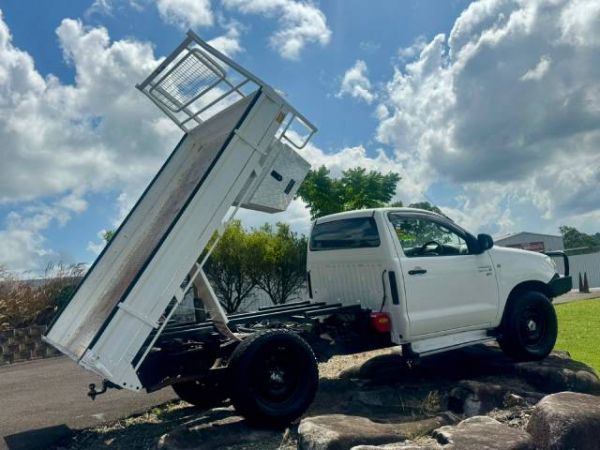 2010 Toyota Hilux SR SINGLE CAB TIPPER KUN26R MY10 image