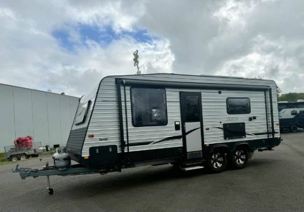 2016 Empire Monte Carlo Caravan 19'6 FULL ENSUITE image
