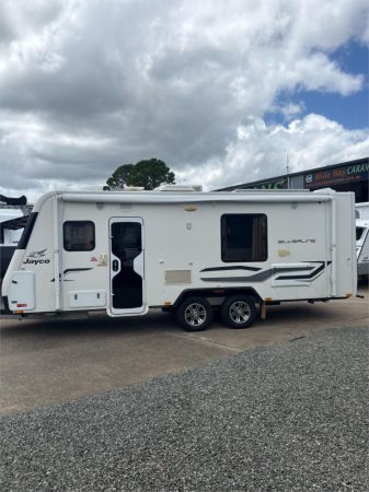 2014 JAYCO SILVERLINE CARAVAN MY14 21.65-3 21ft x 8ft 1 image