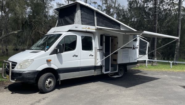 2020 Mercedes-Benz Sprinter 516 Motorhome image