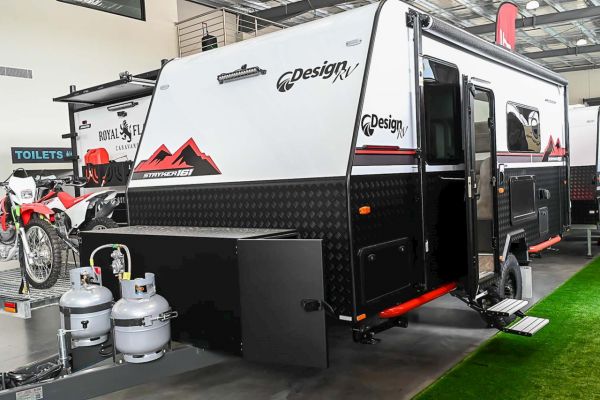 2006 Design RV Stryker 161 Caravan image