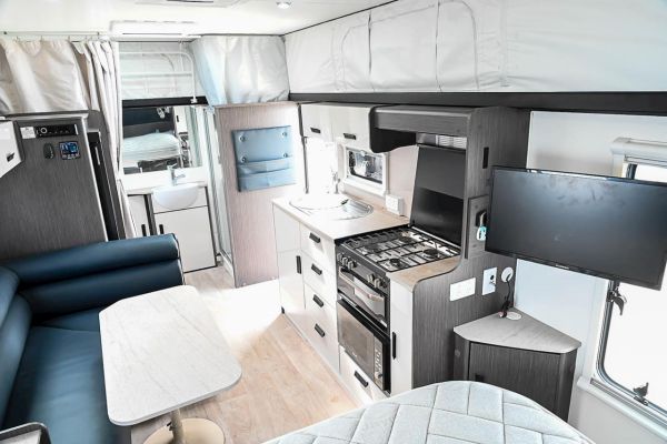 2022 Jayco All Terrain 17.55-8 Pop Top image
