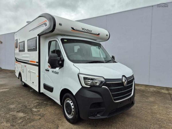 2024 Windsor Daintree Renault 2 Berth image