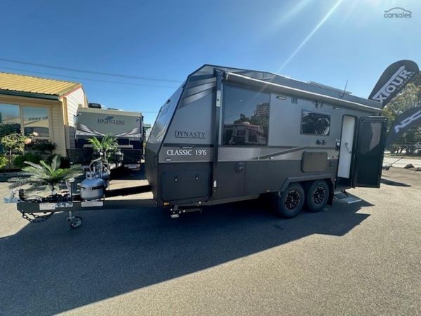 2025 Highclere Caravans Classic Couples image