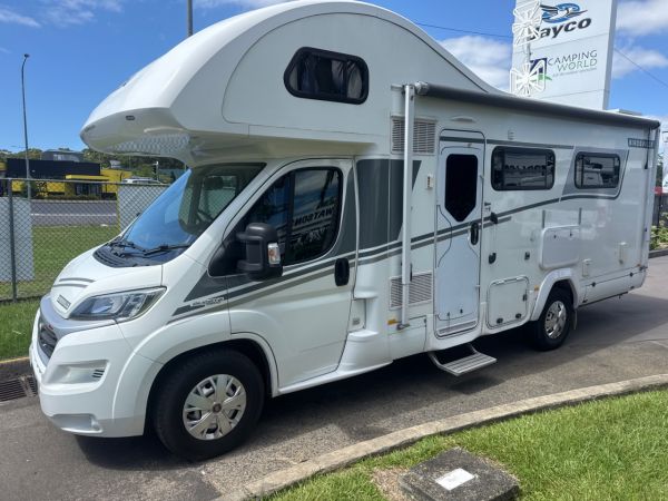 2018 Avida Birdsville Motorhome B7444 SL image