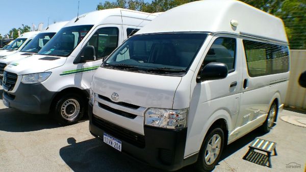 2017 Talvor Hiace Hitop 2 Berth image