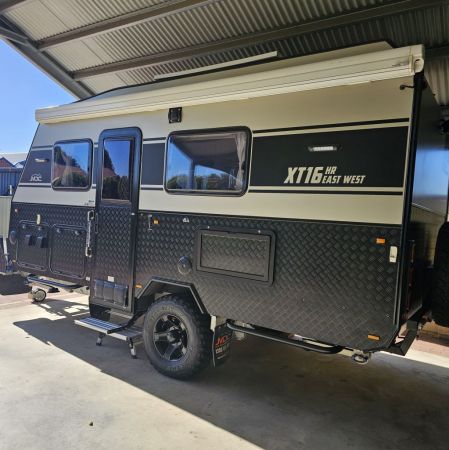 2022 MDC XT16HR East West Off-Road image