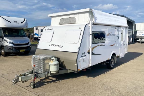 2019 Jayco Journey 15-48.5 Pop Top image