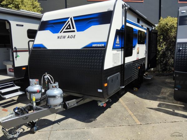 2026 New Age Caravans Manta Ray 16ft Couples MY26 Full Composite NEW LAY OUT image