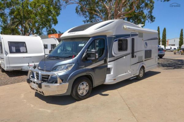 2014 Knaus by Avan Skywave 650 image