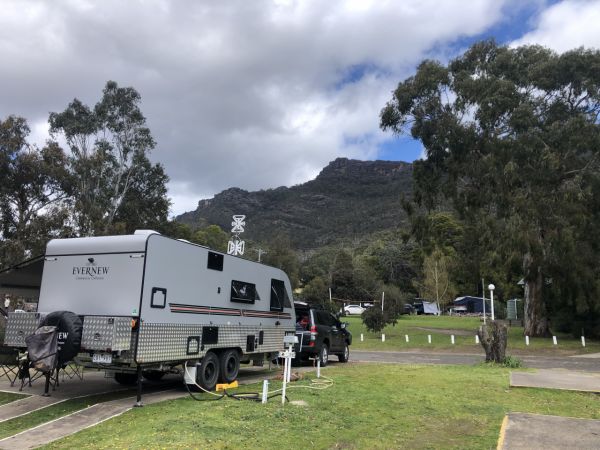 2021 Evernew E1000 RT- Family Bunk Van Caravan image