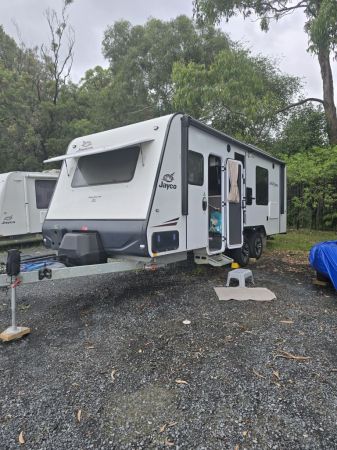 2021 Jayco Journey 21.66 Slide Out Slide Out Caravan image