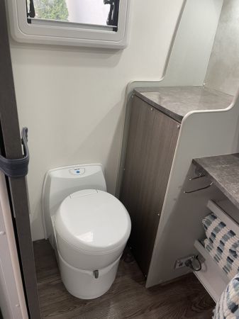 2020 JURGENS Tooradi J2603 Full Caravan image