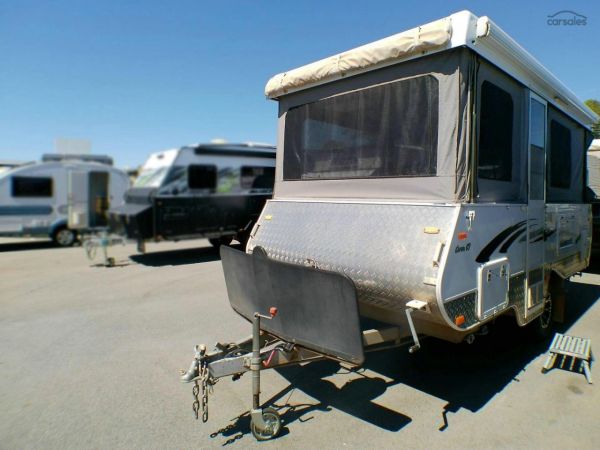 2018 Goldstream Crown St image