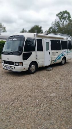1999 Toyota Coaster Motorhome image