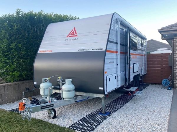 2023 New Age Road Owl Ro 19Be Comfort Plus Caravan image