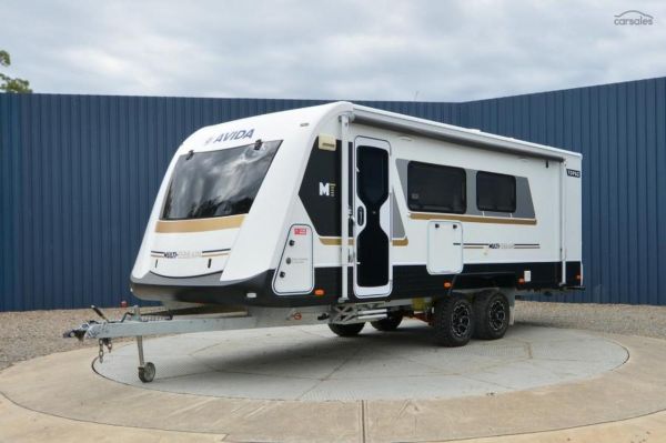 2017 Avida Topaz image