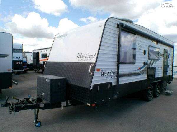 2020 Essential Caravans Cruiser D7 Club 21'6 image