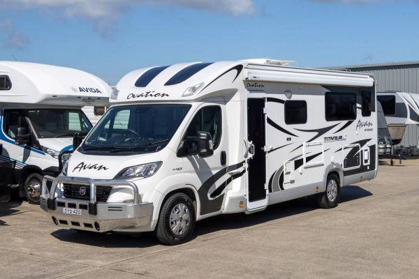 2020 Avan Ovation M10 Motorhome image